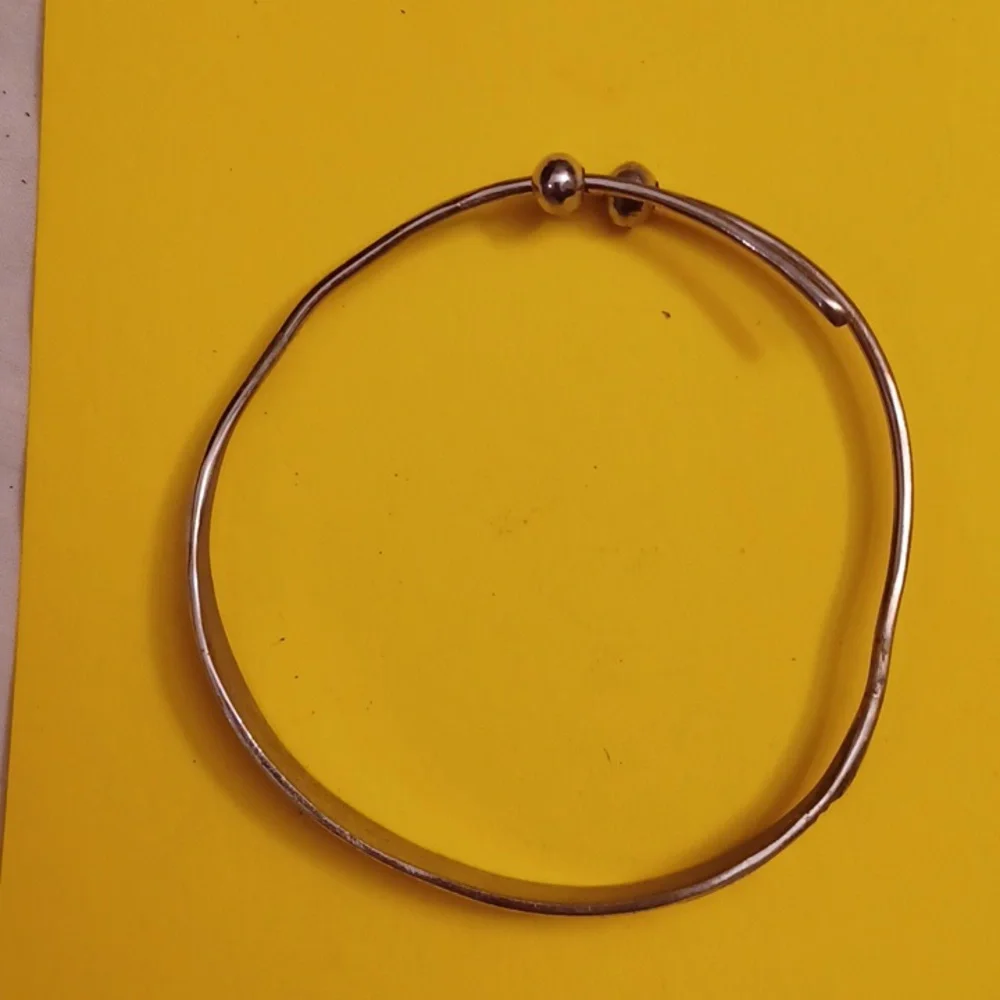 Sterling Silver Floral Decorative Bracelet - Picture 2 of 6